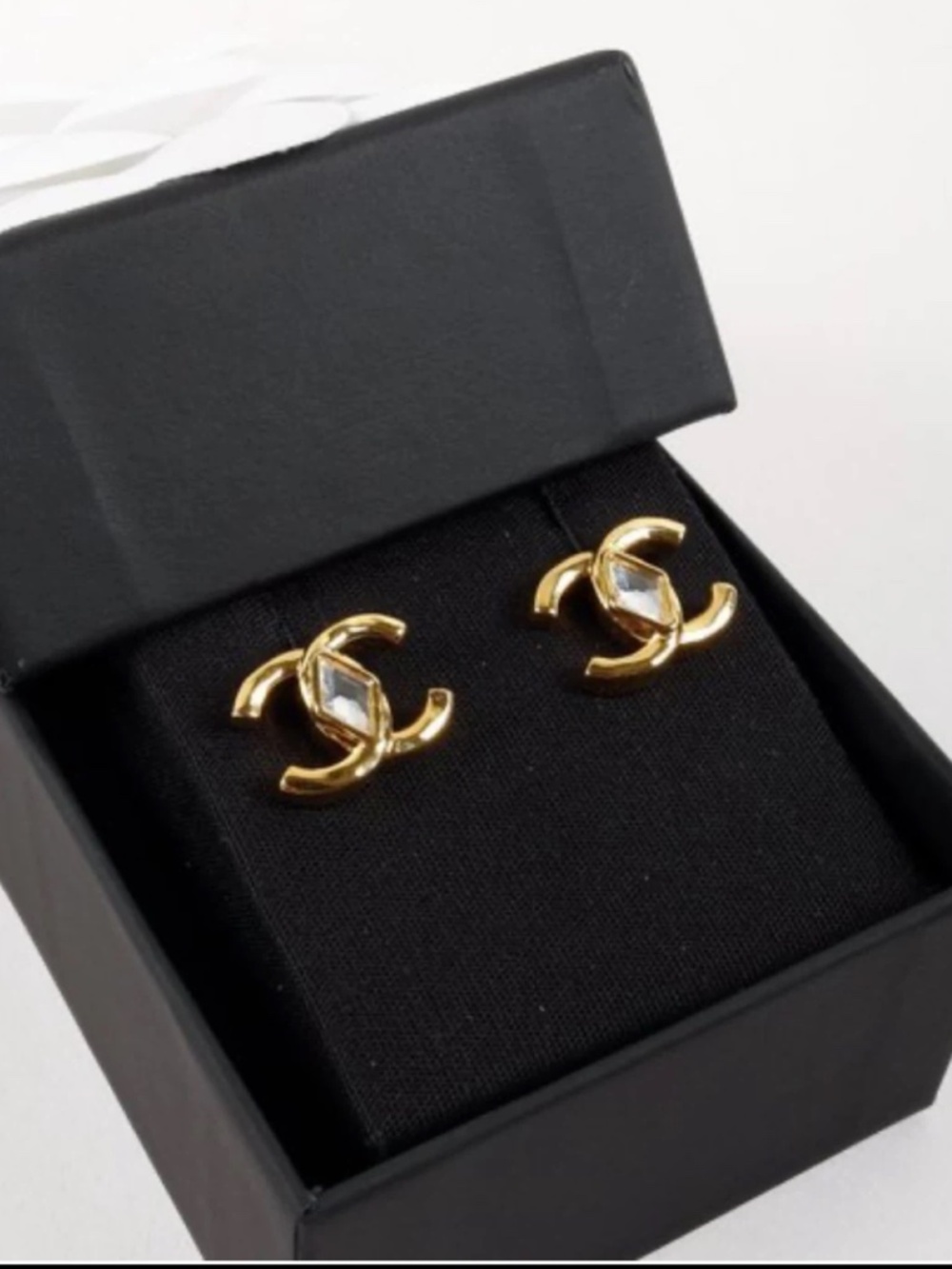 Chanel spring 2023 CC earrings